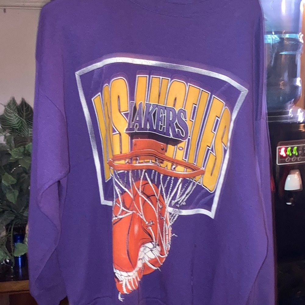 LA lakers sweatshirt